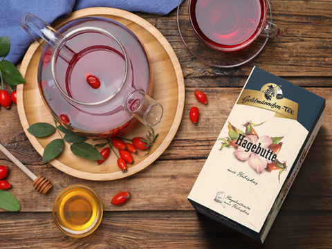 Hagebutte mit Hibiskus